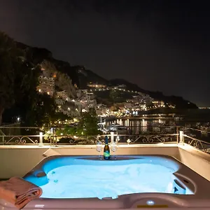 aurora-amalfi.hotels-amalfi.com/