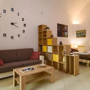 Sarracino Relais 2* Nápoly