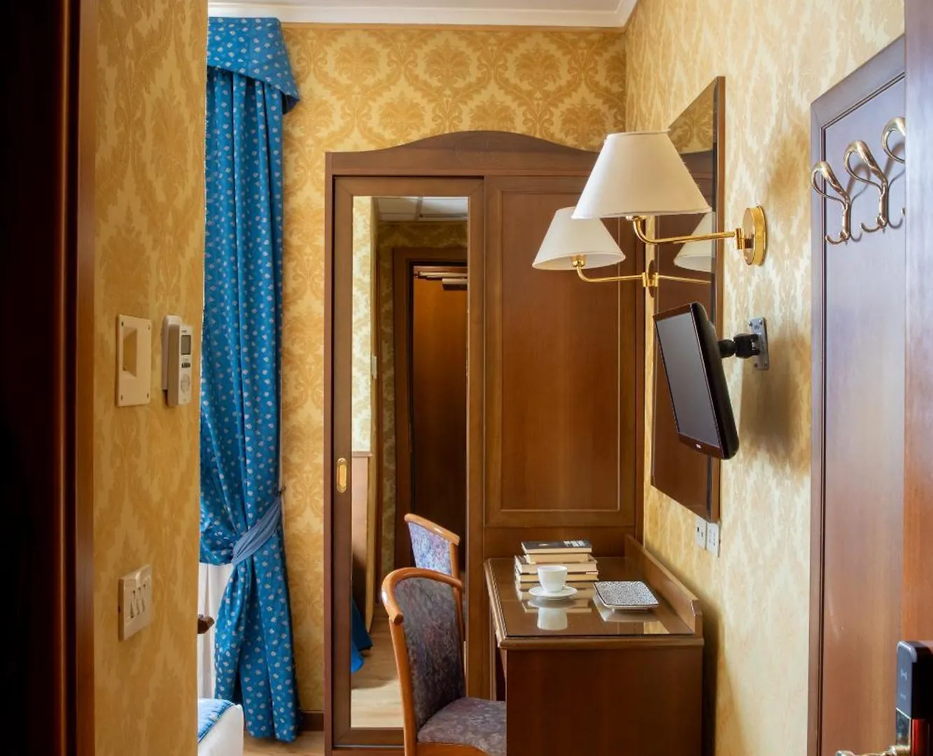 Hotel Montecarlo Rome