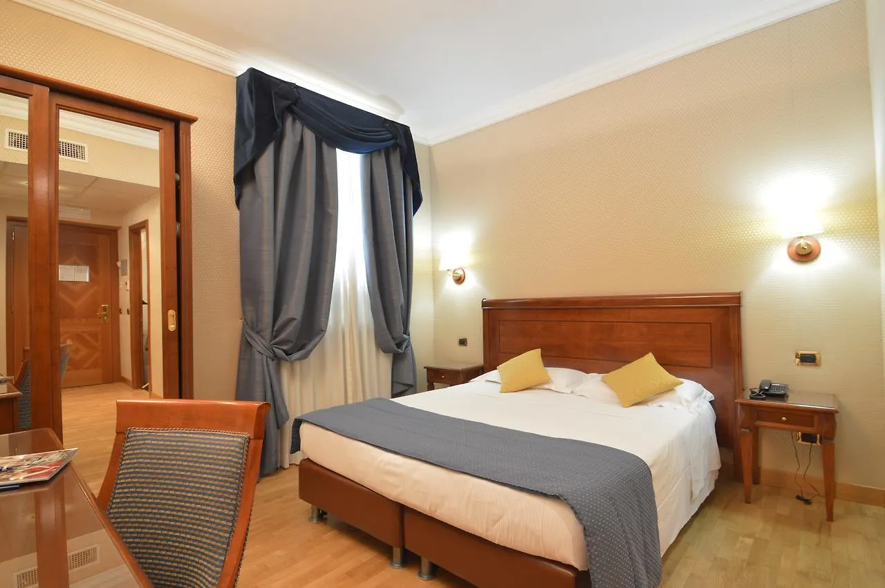 Hotel Montecarlo Rome